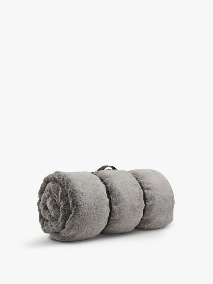 Home & Tech Fenwick Throws & Blankets | Faux Fur Blanket Feather Grey